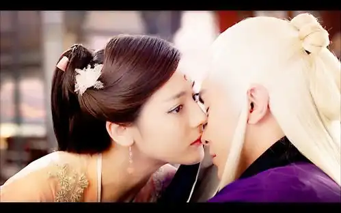 百搭脸的迪丽热巴和谁都能成为荧屏情侣,粉丝长得美没办法