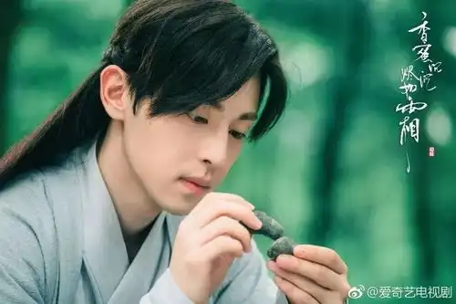 发糖大户崛起,一支预告杨紫和邓伦就亲了这么多回