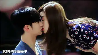 全智贤真会穿,臃肿的羽绒服穿出2米8的气场,真心好看