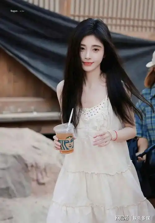 无语前经纪公司推出纯天然版鞠婧祎2.0从造型到胎毛刘海复刻