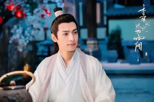 用ctrlf看了香蜜和白发王妃,人物ctrlv粗暴对比