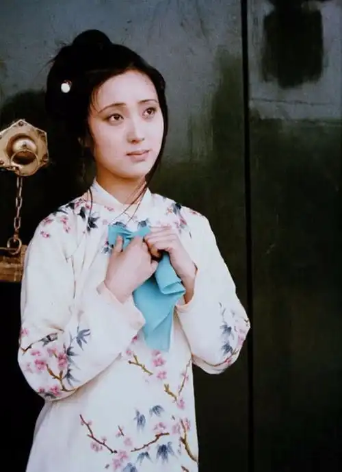 经典永流传,75张87版红楼梦林黛玉珍贵剧照,值得珍藏
