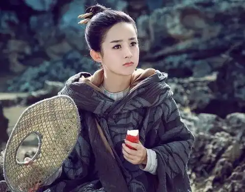 红人馆杨超越要演花千骨了