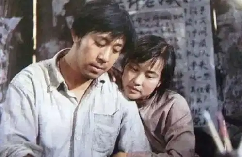 刘晓庆和姜文轰轰烈烈地相爱了8年,为何分手时间和原因却成谜