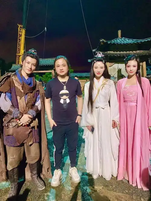 星势力影业出品的古装玄幻电影轩辕战纪顺利杀青