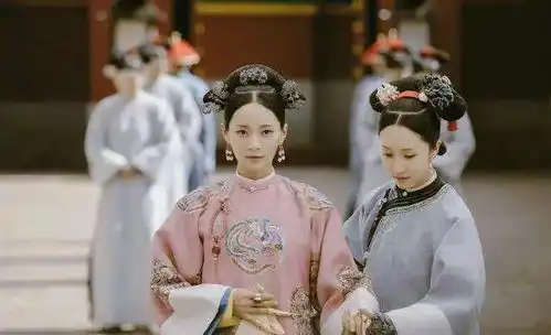延禧攻略里的大反派纯妃现实生活中竟然是这样的据说她从来不让儿子看自己演的戏...
