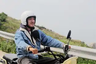 从后会无期到飞驰人生韩寒电影的进步与局限