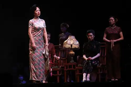 演员谭卓最好的表演,是理性驾驭之下的美感
