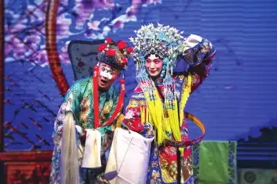 在黄河之滨邂逅秦声京韵金城票友大饱耳福
