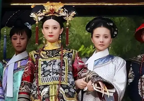 槿汐3次背叛甄嬛,次次致命,甄嬛一次都没有察觉,还一直相信她
