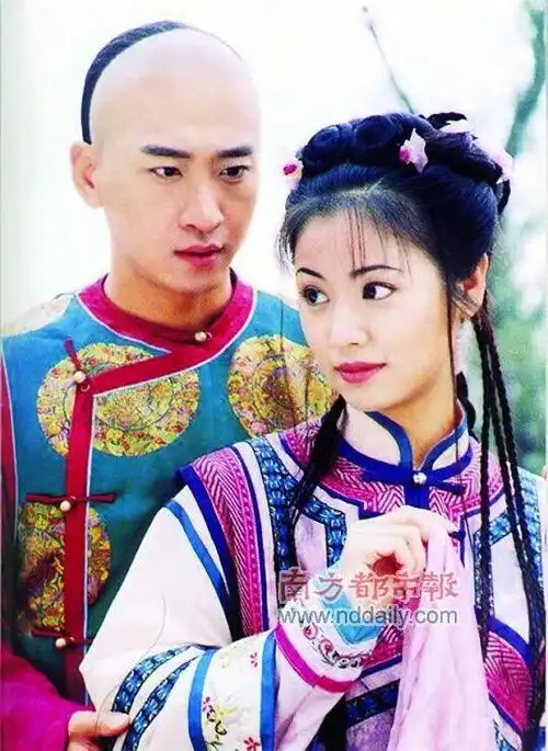 新旧版还珠格格的颜值差太大了越看越觉得...
