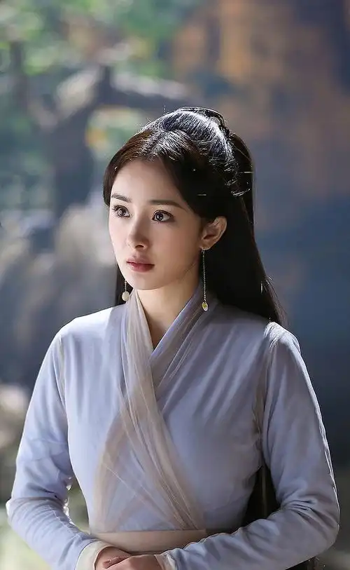 重温了杨幂十里桃花美照,发现巨美,曾经喷的人良心发现了吗
