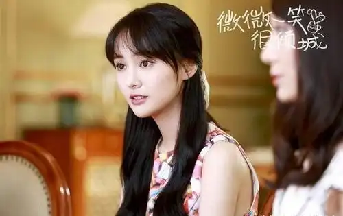 郑爽暴瘦之后又开始严重脱发网曝微微一笑很倾城里全戴假发