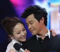 陈坤贺董洁生日别被痛苦和过去缠住洒脱前行