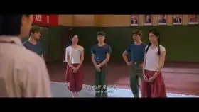 一位犹太钢琴家,因国家陷入战争,悲惨生活开始,一路选择活下去
