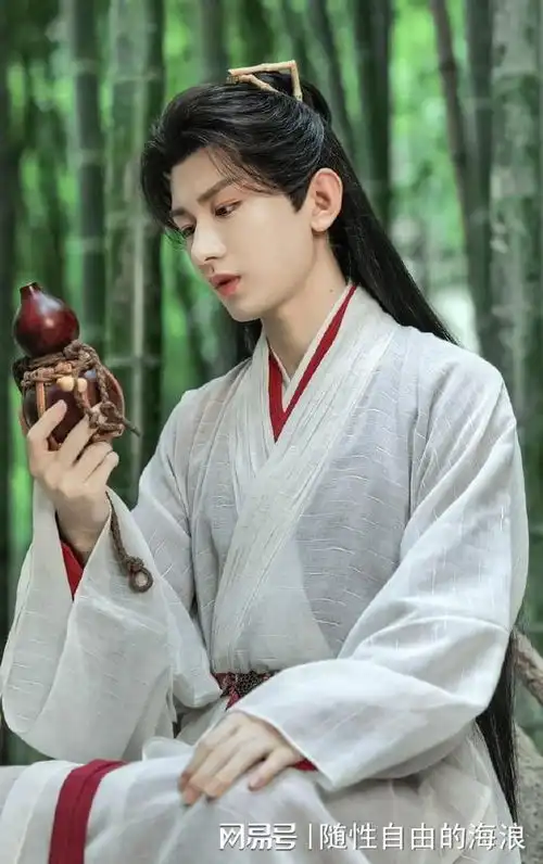 成毅莲花楼站内评分涨至9.4,武侠元素与价值观并重获好评

