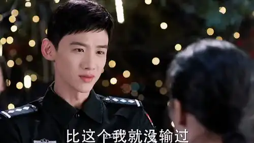 邢教官暗搓搓的照顾米佧,恋爱未满的暧昧可太戳人了
