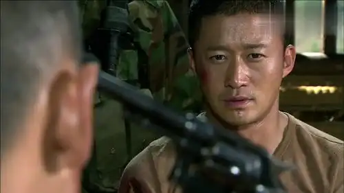 我是特种兵2关键时刻,晨光和龚箭神配合,成功解决掉看守