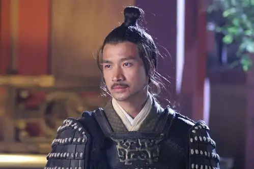 皇帝请大臣吃饭,却不给筷子,大臣出宫后,皇帝此人万万不能留
