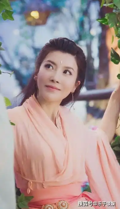 她是香蜜里最美的女人,曾在剧里为难赵丽颖,如今演了好婆婆