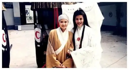 最美小师妹,45岁长这样,惊人冻龄近照曝光超强童颜
