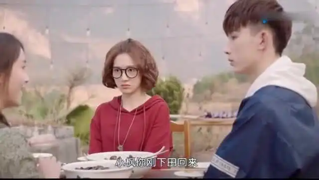 惹上冷殿下丑女做的暗黑料理,高富帅不敢吃
