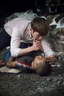 太阳的后裔花絮曝光演员敬业网友大赞超有爱
