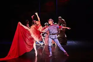 闪闪的红星搬上芭蕾舞台,强大阵容全新演绎,重燃红色经典
