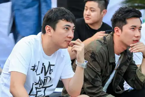 王思聪栽在熊猫直播,赔15亿,王健林栽在足球上再翻一倍
