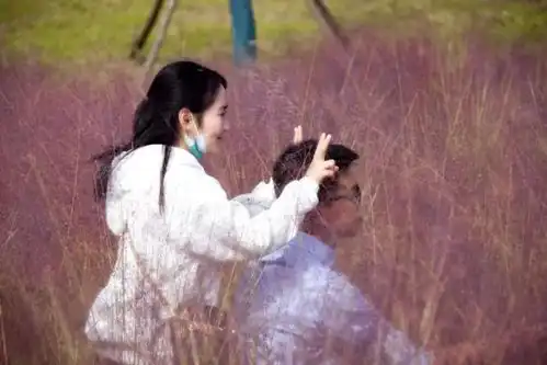 在南京读秋丨身处石湫影视基地,转眼陷入金陵十三钗的民国绮梦中
