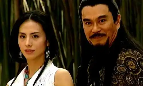 风云雄霸天下中的高手,是没见过女人吗为什么都被颜盈迷住
