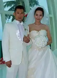 郭羡妮陈茵媺揭港姐情路组图