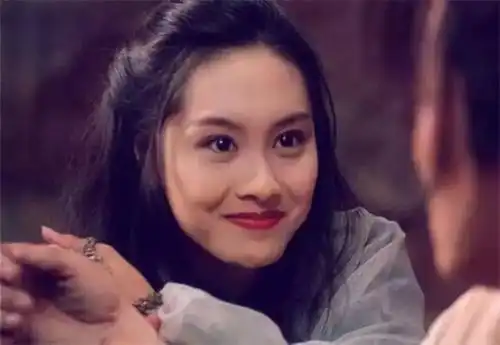 每个人的青春里,都有一张初恋的脸
