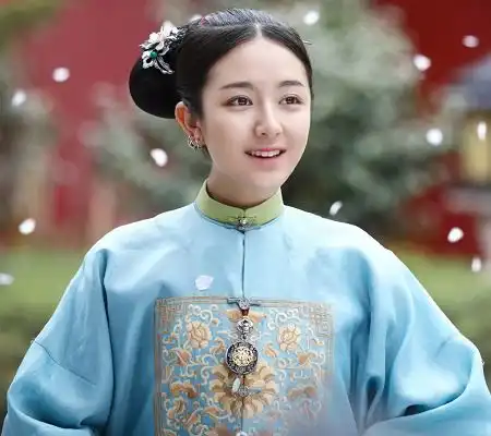 梦回大清官宣剧照,李兰迪和女二都很美,而这三位男演员也一个比一个帅

