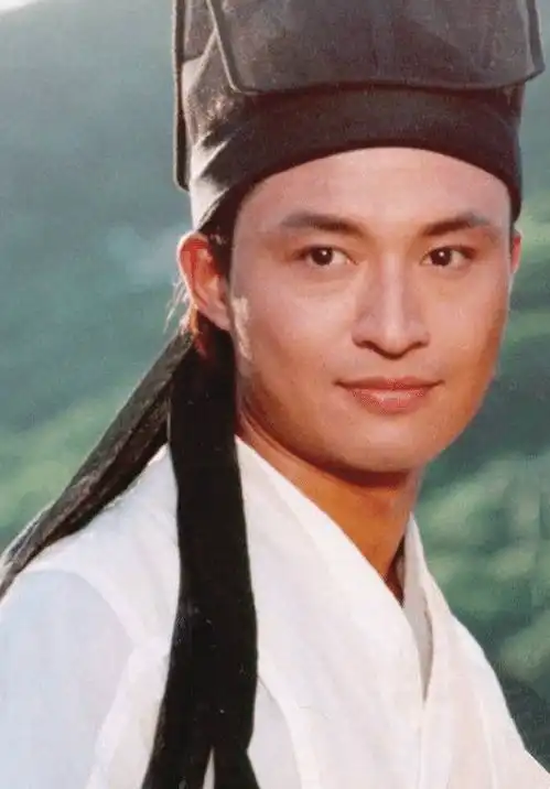 当马景涛发际线后移,气质全无,咆哮帝也老了
