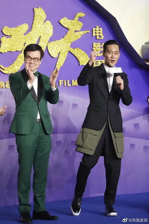 黄百鸣raymondwong图片
