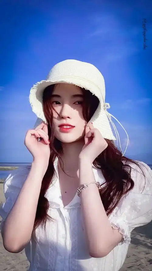 鞠婧祎壁纸这世间的东西都经历过,只是下辈子还想遇见你