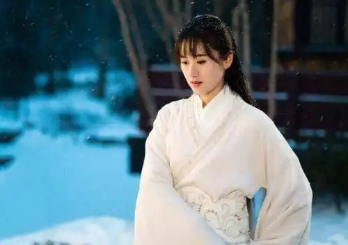 春日宴确定女主,属于郑爽的位置被顶替,对方背景不简单

