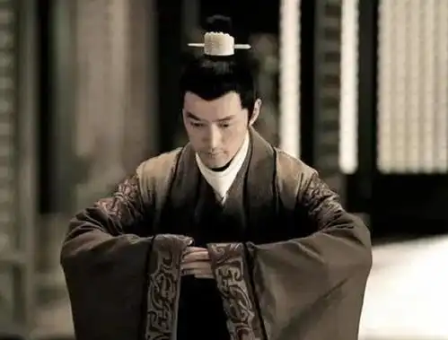 寡妇出上联家花长到外面就是野花光棍巧对下联,两人立刻成亲