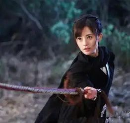 四千年美女的古装比现代装要惊艳多了