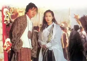 大话西游罕见照片周星驰搂着朱茵和莫文蔚