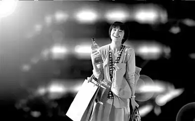 单身男女曝光单身照纠缠关系浮出水面