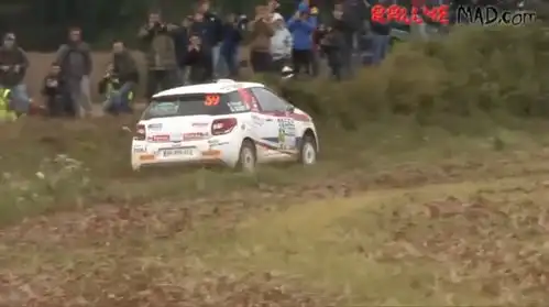 头文字d大杀招解密漂移大神揭秘排水渠过弯跑法