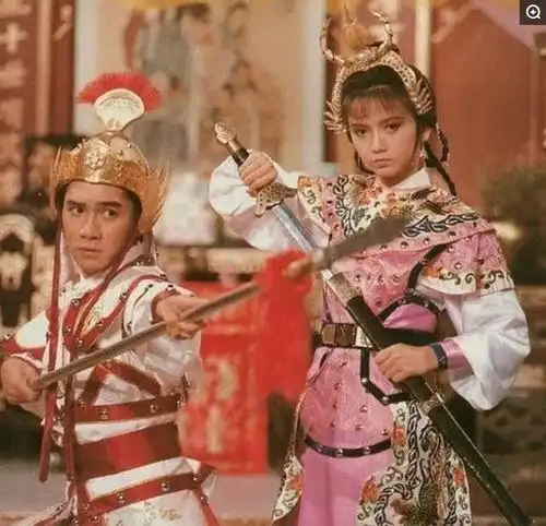 明星绝版老照片,83版的射雕英雄传,周星驰在里边跑了个小龙套