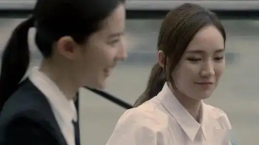 新歌封面抄袭工作室道歉了孟佳,下次可别牺牲那么多脑细胞了
