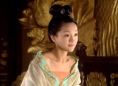 三金影后周迅的风流情史和她背后的8个男人