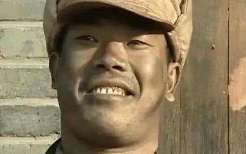 迪丽热巴杨幂王俊凯易烊千玺明星古早微博真可爱,现在的微博很没意思张国立
