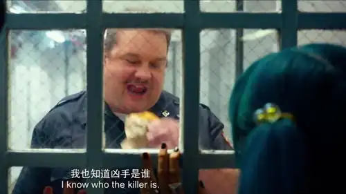 唐人街探案2看着好油腻的大叔,还在吃汉堡