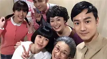 大宝水凝保湿精华霜,还记得童年擦香香的味道吗
