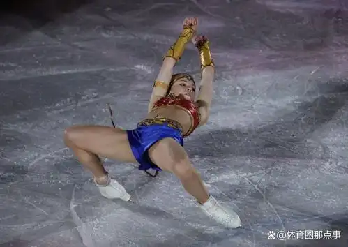 梦幻特鲁索娃与神奇女侠本侠互动,她已回国怀抱狗狗报平安